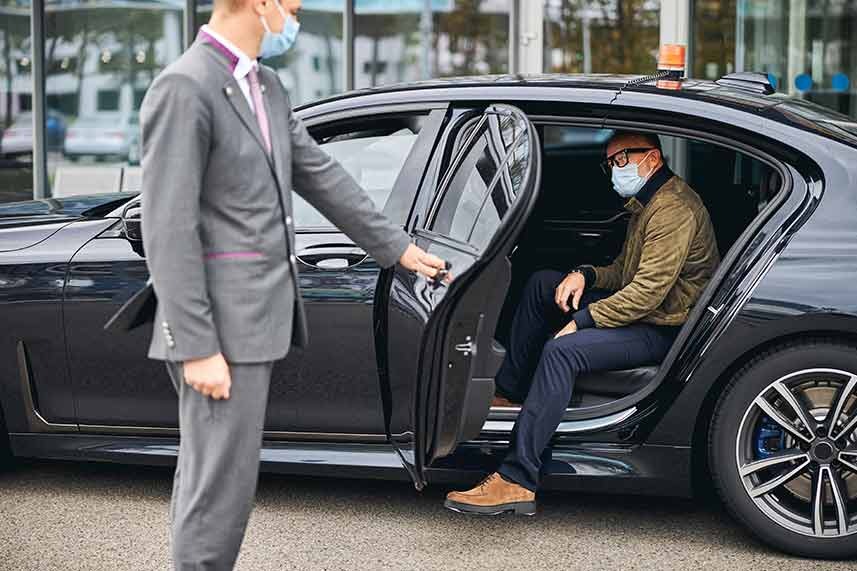Melbourne airport taxi service